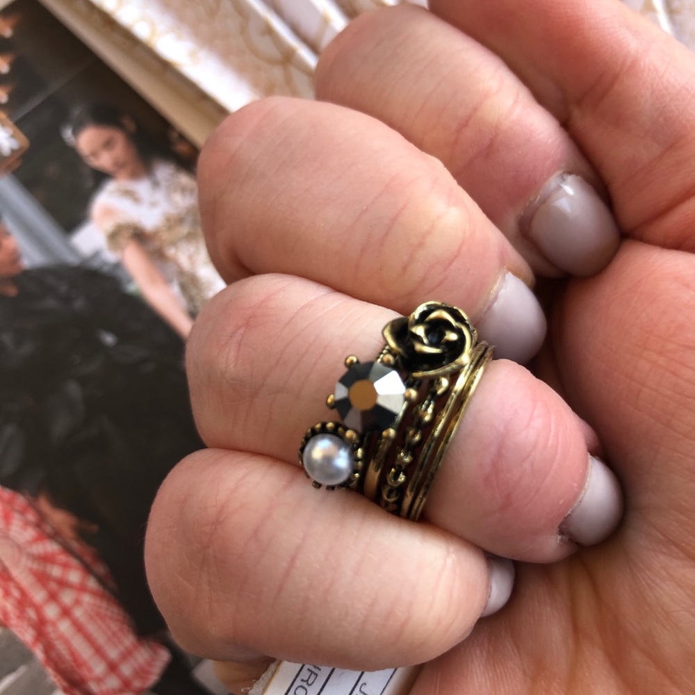 New✨ - Midi Ring Stack - Picture 7 of 10